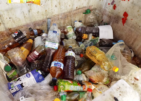 Recyclage-des-bouteilles-PET
