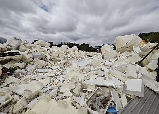 déchets-de-mousse-d'emballage